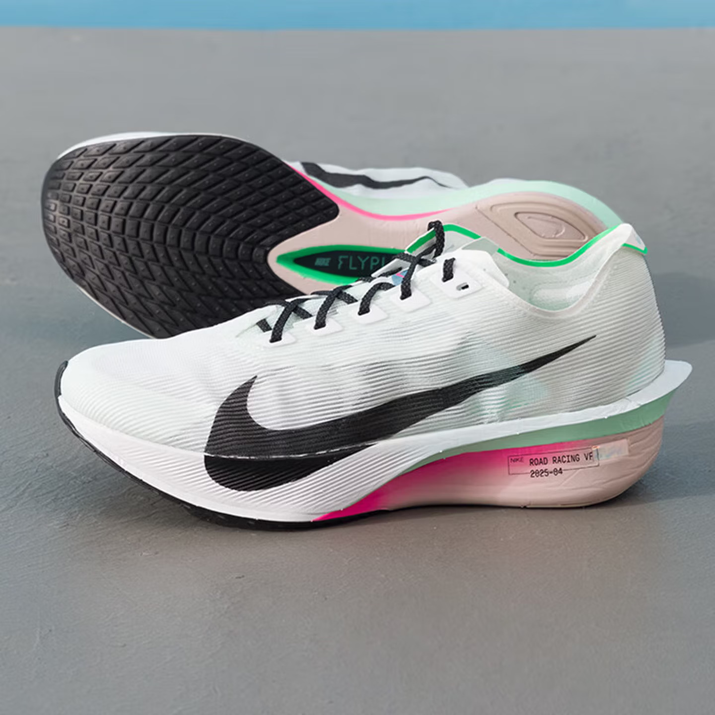 NIKE VAPORFLY 4 รองเท้าวิ่งผู้ - Men Shoes Size Nike บทวิจารณ์และราคา