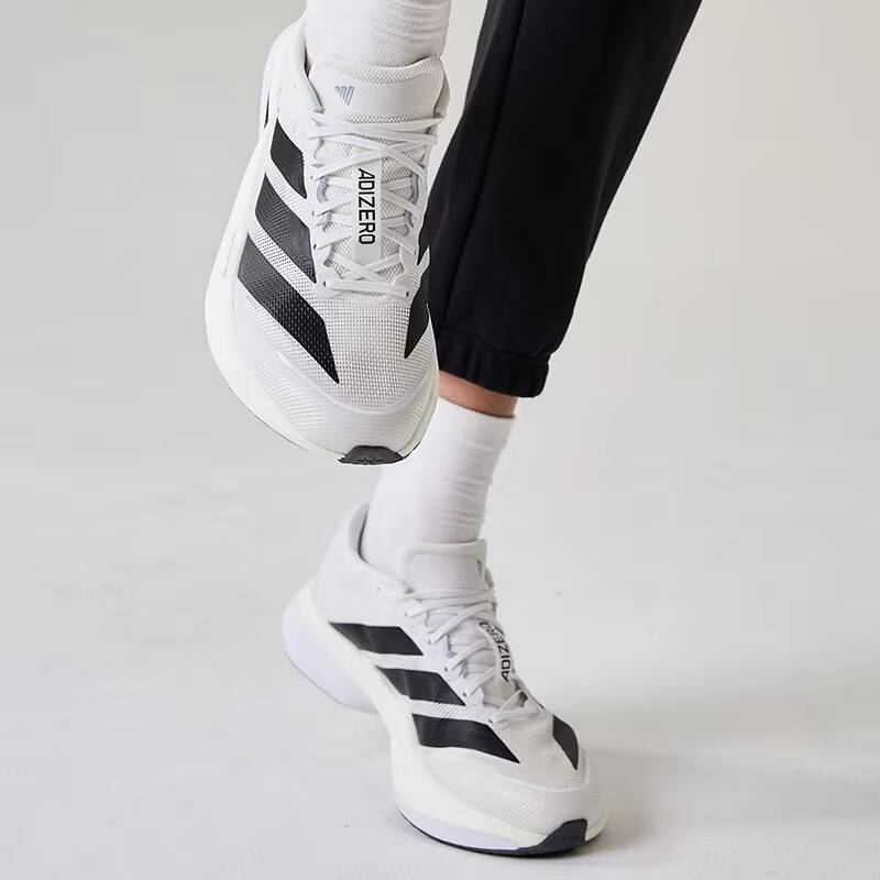 รองเท้าวิ่งสำหรับผู้ชายรุ่น JS - Men Shoes Running Adidas บทวิจารณ์และราคา