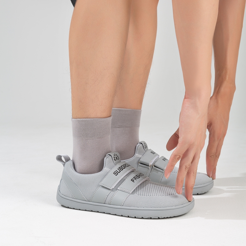 ผู้ชายสบายๆกีฬารองเท้า Anti SL - Men Shoes Velcro บทวิจารณ์และราคา