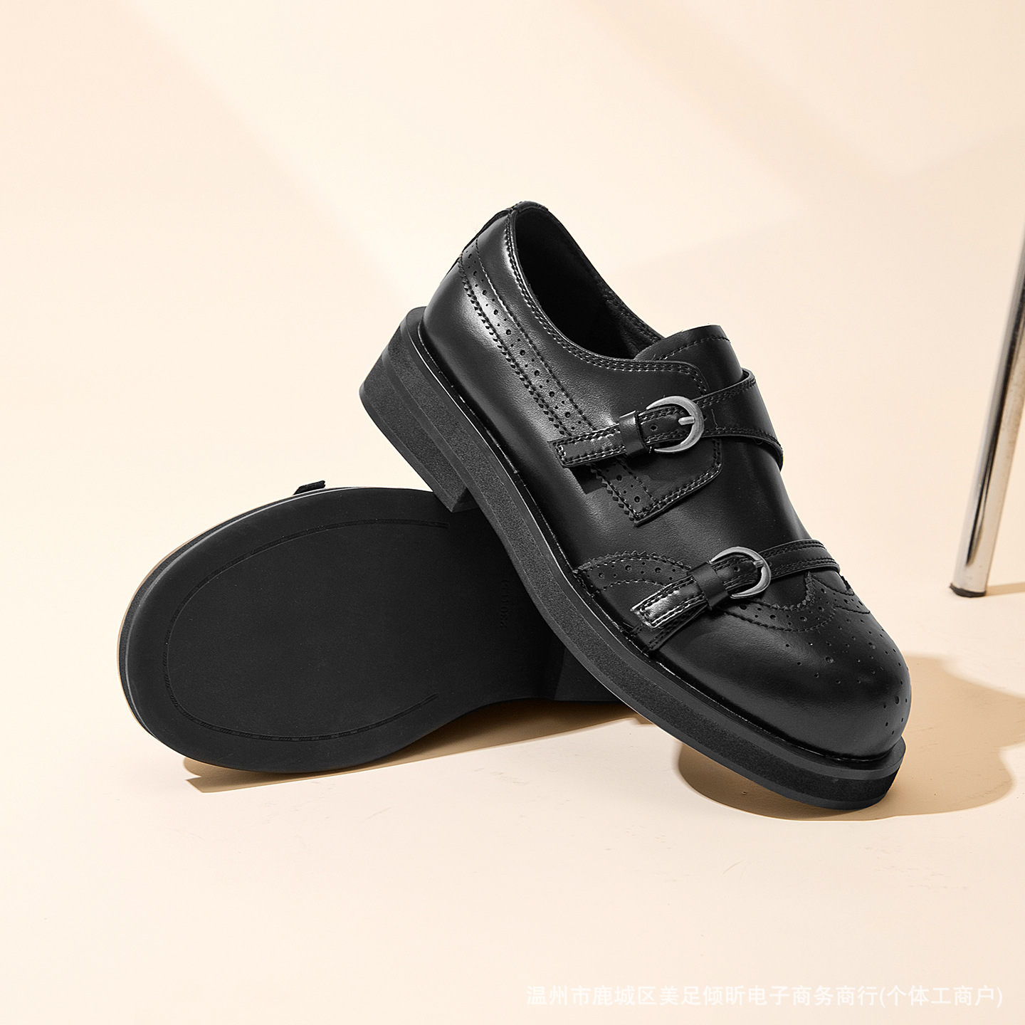 รองเท้าสไตล์เรโทรแบบ Brogue สา - Oxford Brogue Leather บทวิจารณ์และราคา