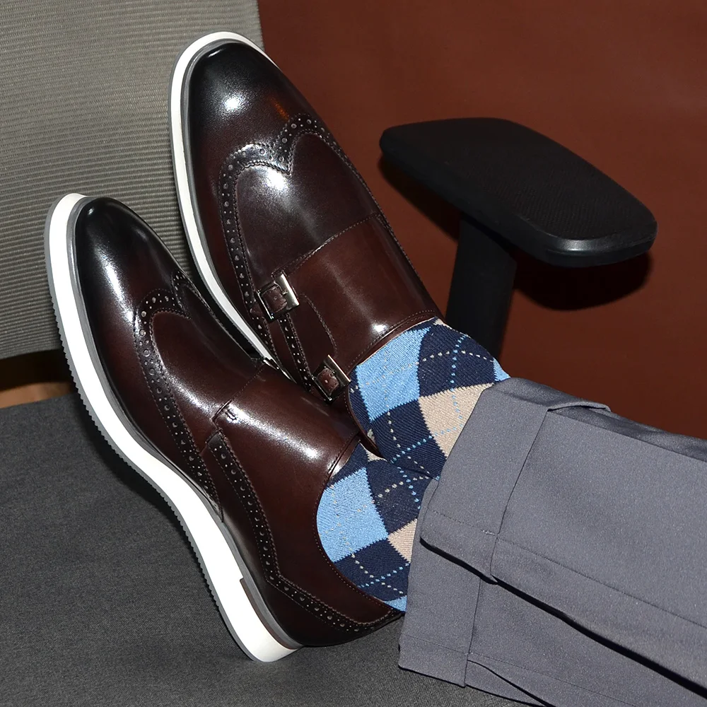 รองเท้าผู้ชายสไตล์ยุโรปสุดหรู  - Oxford Brogue Leather บทวิจารณ์และราคา