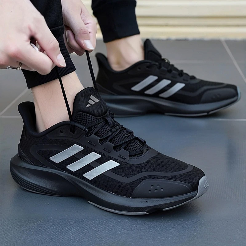 รองเท้าวิ่งผู้ชาย Adidas ของแท - Men Shoes Running Adidas บทวิจารณ์และราคา