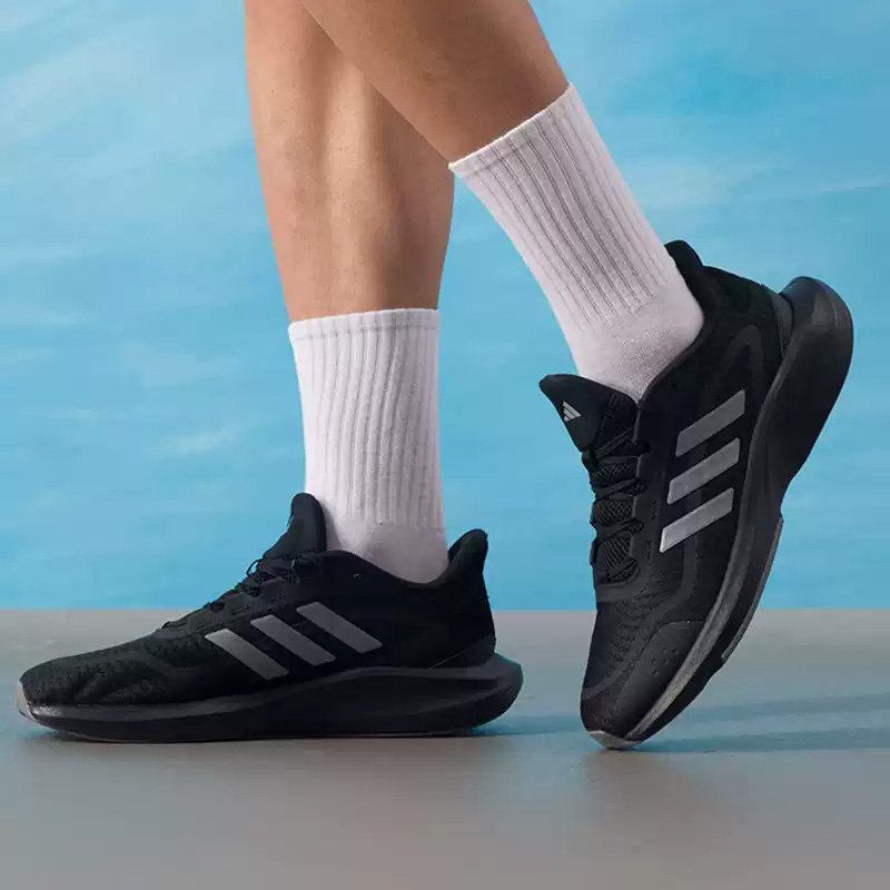 รองเท้าวิ่งผู้ชาย Adidas ของแท - Men Shoes Running Adidas บทวิจารณ์และราคา